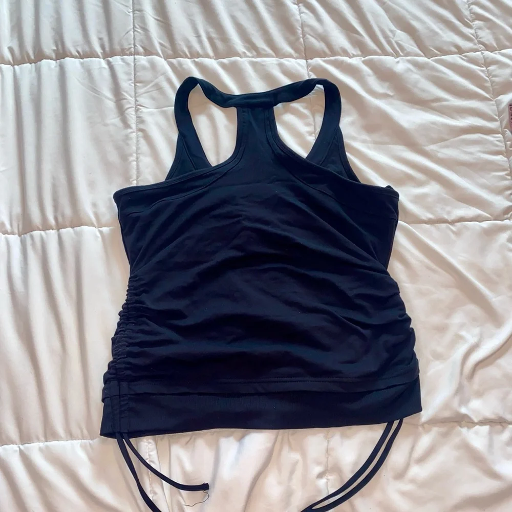 Tank top - Picture 2 of 2